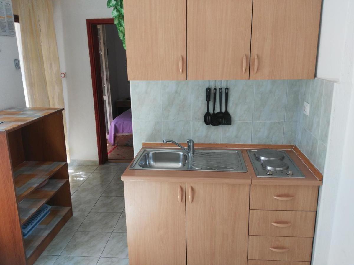 Apartmani Karuza Novalja Eksteriør bilde
