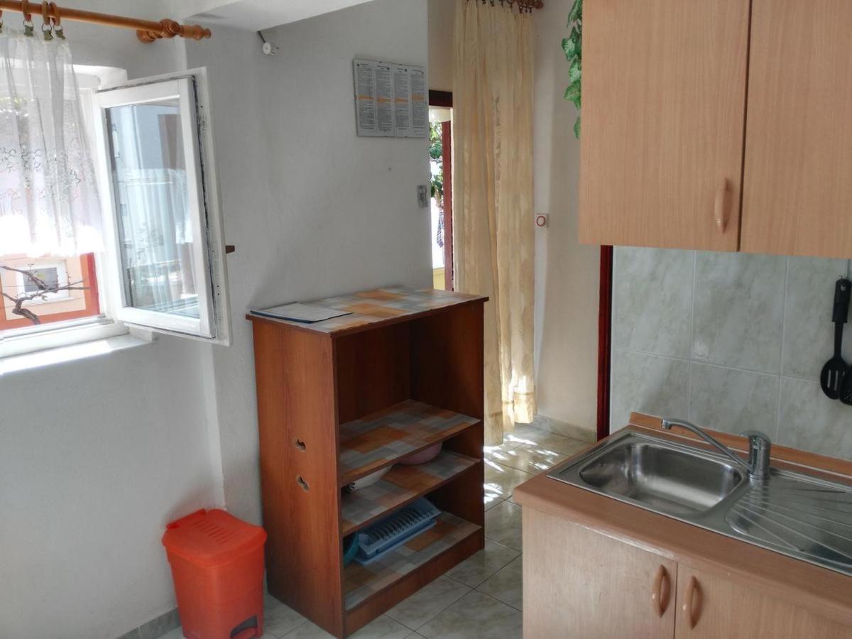Apartmani Karuza Novalja Eksteriør bilde