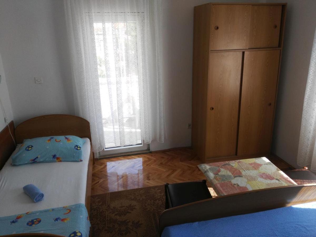 Apartmani Karuza Novalja Eksteriør bilde