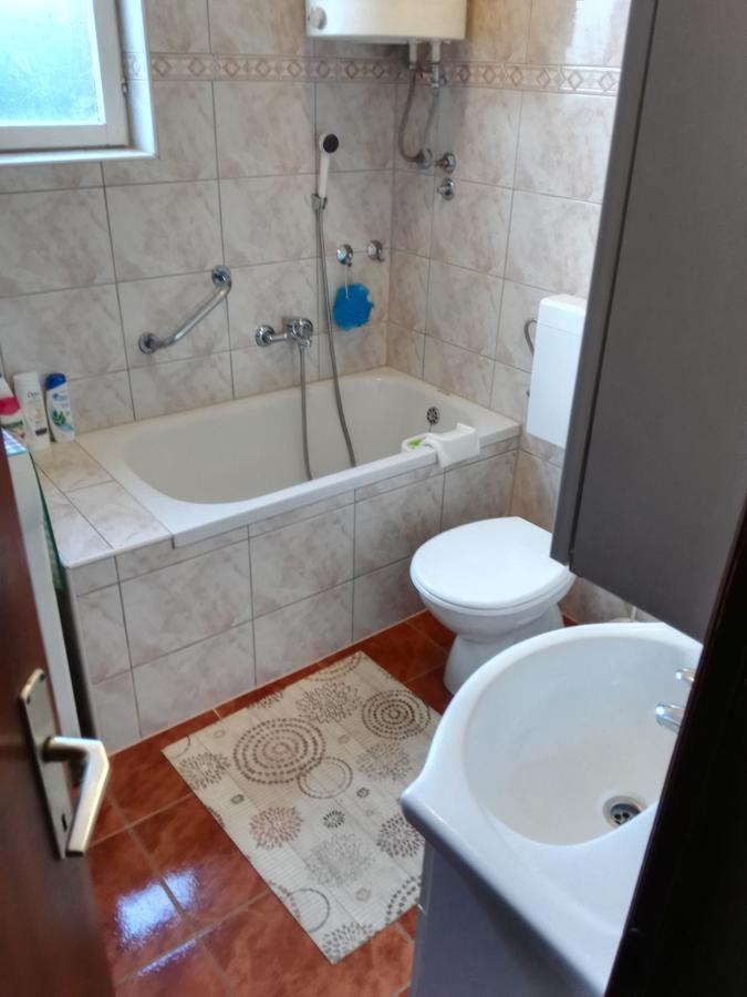 Apartmani Karuza Novalja Eksteriør bilde